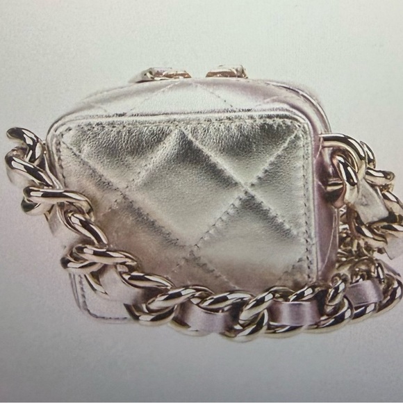 Chanel Metallic Pink Quilted Mini coco punk cube Bag with Chain - Picture 3 of 9